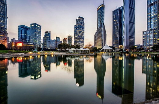 上海养生网：[Enjoying the Beauty Together] Shanghai local friendship, exploring the city's beautiful scenery with someone!