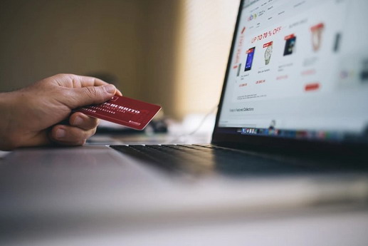 爱上海：Some comments say： 'The service here makes people enjoy the ultimate comfort, as if they are in a fairyland.'